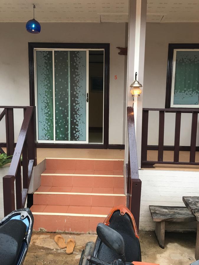 Thaihouse Ko Lan Exterior photo