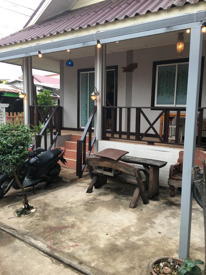 Thaihouse Ko Lan Exterior photo