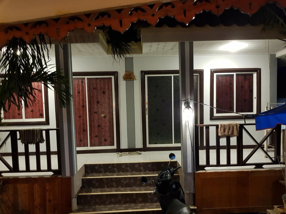 Thaihouse Ko Lan Exterior photo